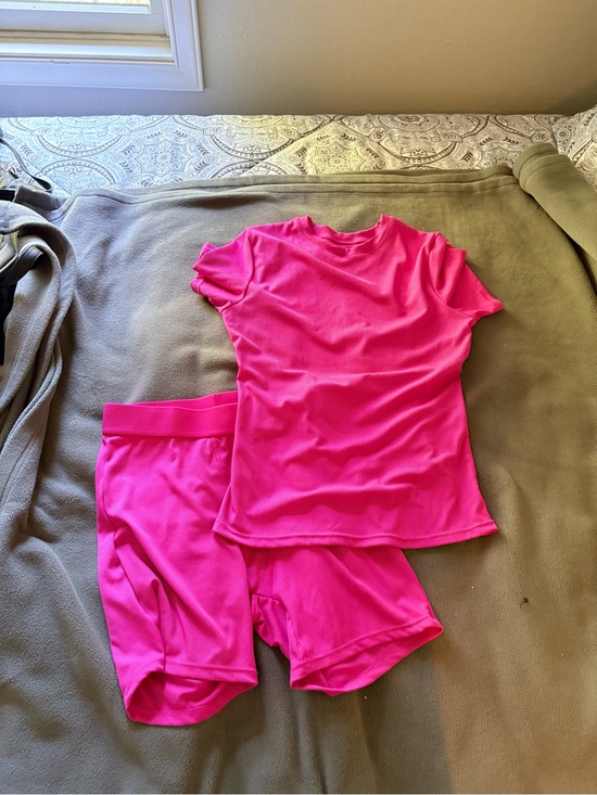 Other - Bright Pink Ribbed Short Sleeve Top & Biker Shorts Set